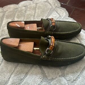 Men’s Gucci loafers